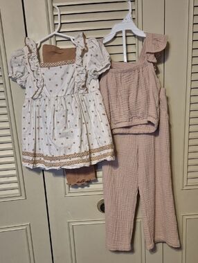BearPaw Girls Light Pink Gauze Two-Piece Set, With 2pc. Happily Grey Kids, Match